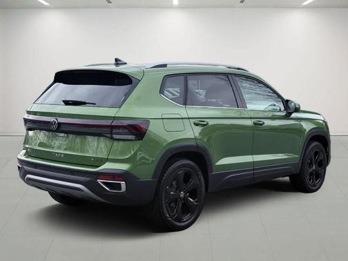 2025 Volkswagen Taos 1.5T SEL