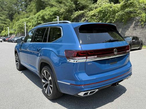 2025 Volkswagen Atlas 2.0T SEL Premium R-Line