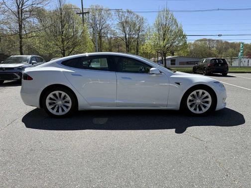 2017 Tesla Model S 75D