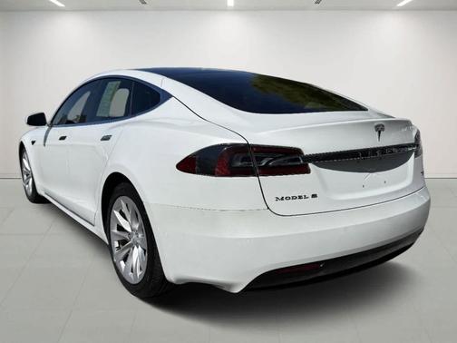 2017 Tesla Model S 75D