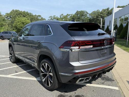 2025 Volkswagen Atlas Cross Sport 2.0T SEL Premium R-Line