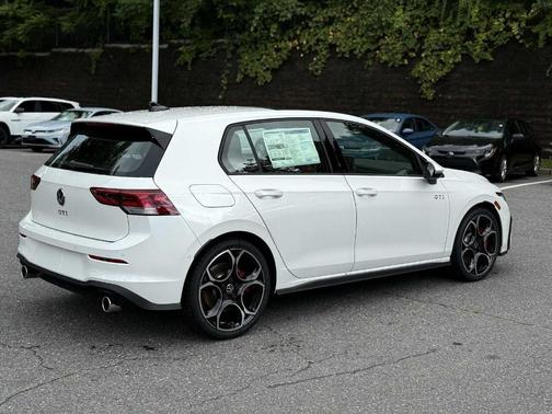 2025 Volkswagen Golf GTI 2.0T Autobahn