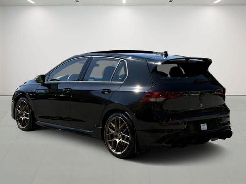 2024 Volkswagen Golf R 2.0T