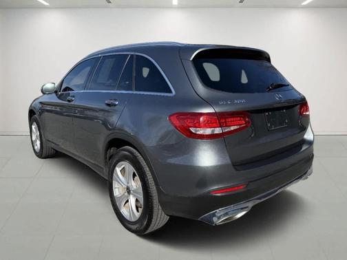 2017 Mercedes-Benz GLC 300 Base 4MATIC