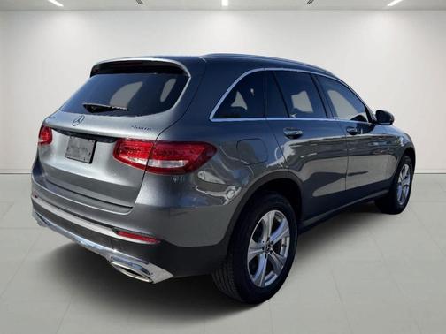 2017 Mercedes-Benz GLC 300 Base 4MATIC