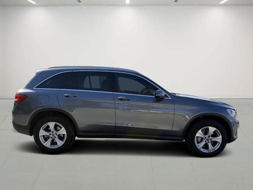 2017 Mercedes-Benz GLC 300 Base 4MATIC