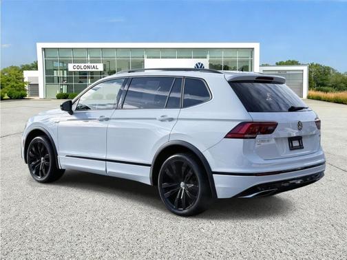 2021 Volkswagen Tiguan 2.0T SE R-Line Black