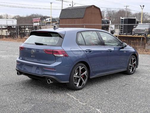 2026 Volkswagen Golf GTI SE