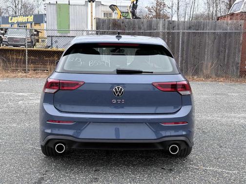 2026 Volkswagen Golf GTI SE