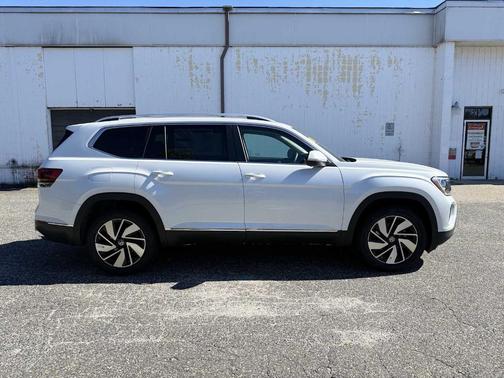2026 Volkswagen Atlas 2.0T SEL