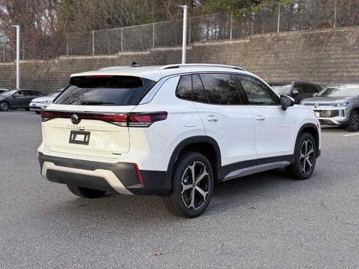 2025 Volkswagen Tiguan 2.0T SE