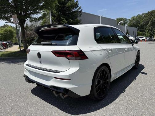 2025 Volkswagen Golf R 2.0T Black Edition