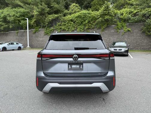 2025 Volkswagen Tiguan 2.0T S