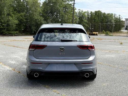 2025 Volkswagen Golf GTI 2.0T Autobahn
