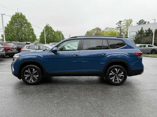 2025 Volkswagen Atlas 2.0T SE