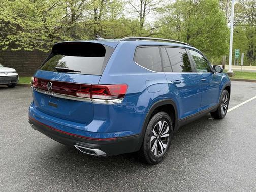 2025 Volkswagen Atlas 2.0T SE