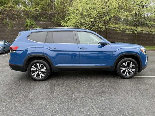 2025 Volkswagen Atlas 2.0T SE