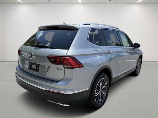 2019 Volkswagen Tiguan 2.0T SEL