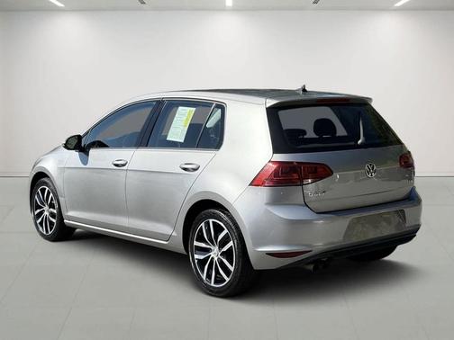 2015 Volkswagen Golf Auto TSI SE