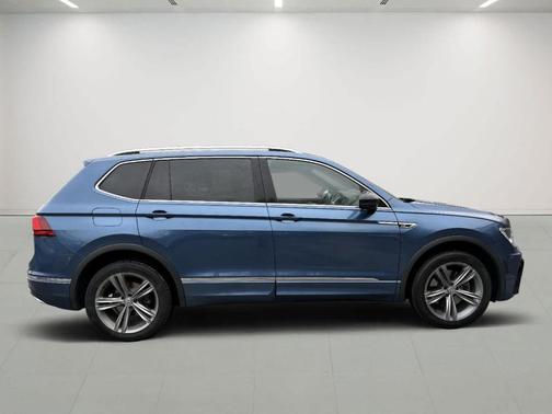 2019 Volkswagen Tiguan 2.0T SEL R-Line