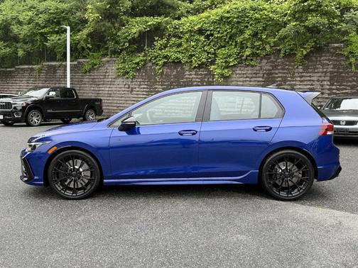 2025 Volkswagen Golf R 2.0T Black Edition