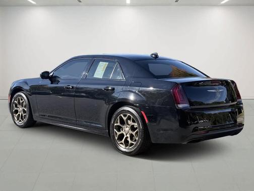 2017 Chrysler 300 S
