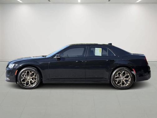 2017 Chrysler 300 S