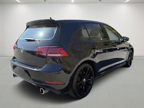 2021 Volkswagen Golf GTI 2.0T SE