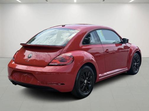 2019 Volkswagen Beetle 2.0T S
