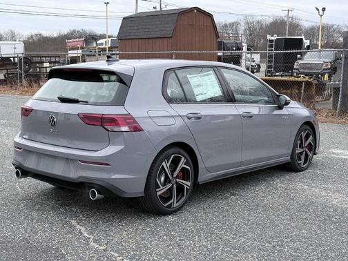 2026 Volkswagen Golf GTI SE