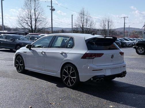 2022 Volkswagen Golf R 2.0T