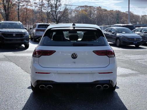 2022 Volkswagen Golf R 2.0T