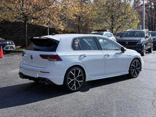 2022 Volkswagen Golf R 2.0T