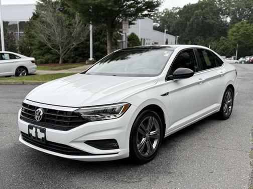 2021 Volkswagen Jetta 1.4T R-Line