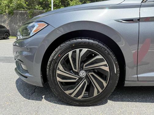 2019 Volkswagen Jetta 1.4T SEL Premium