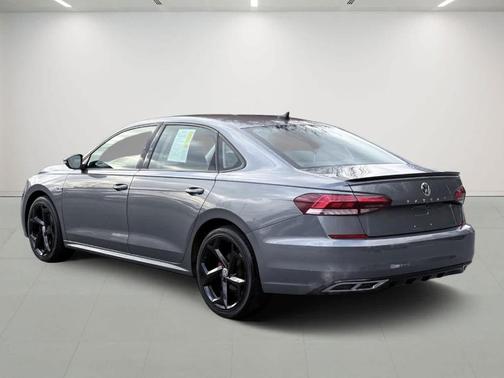 2020 Volkswagen Passat 2.0T R-Line