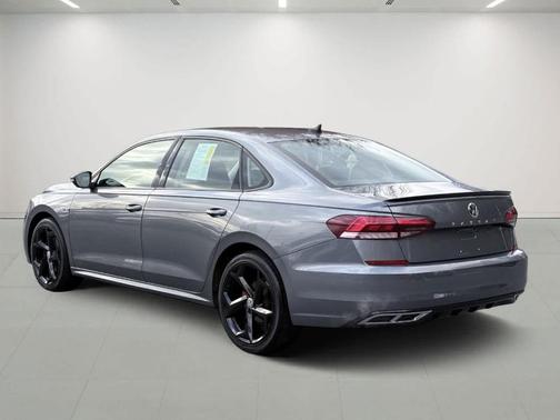 2020 Volkswagen Passat 2.0T R-Line