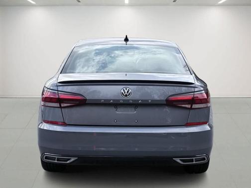 2020 Volkswagen Passat 2.0T R-Line