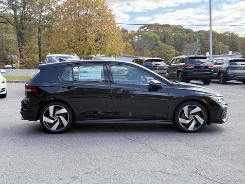 2025 Volkswagen Golf GTI 2.0T S