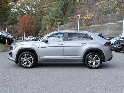 2024 Volkswagen Atlas Cross Sport 2.0T SEL R-Line