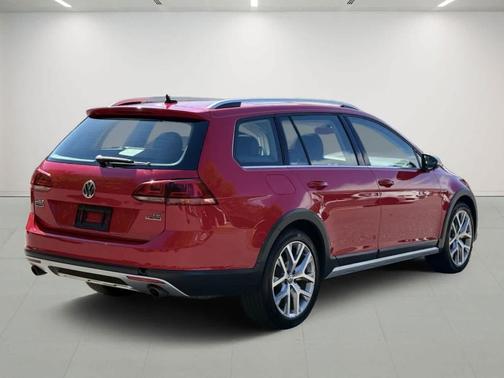 2017 Volkswagen Golf Alltrack TSI SEL