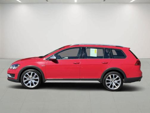2017 Volkswagen Golf Alltrack TSI SEL