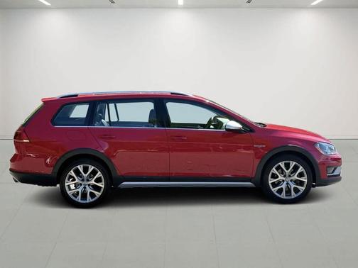 2017 Volkswagen Golf Alltrack TSI SEL