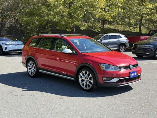 2017 Volkswagen Golf Alltrack TSI SEL
