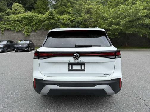 2025 Volkswagen Tiguan 2.0T S