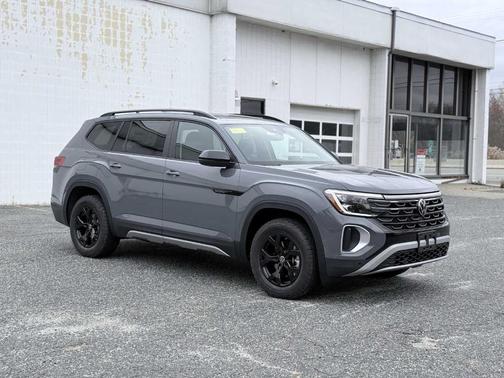 2026 Volkswagen Atlas 2.0T Peak Edition