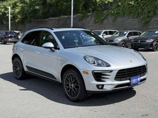 2016 Porsche Macan S