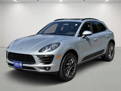 2016 Porsche Macan S
