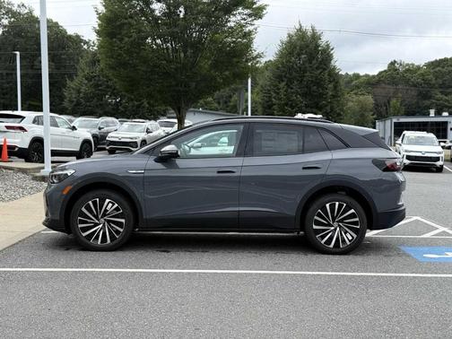2025 Volkswagen ID.4 Pro
