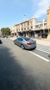 2016 BMW 750 i